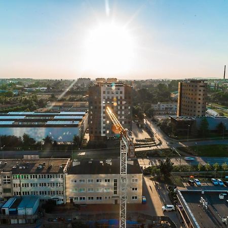 Apartament Plaza Tower 14 Pietro Kielce Ngoại thất bức ảnh
